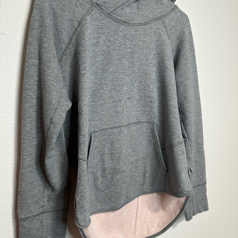 Lululemon “Time Out Hoodie” Heather Gray, Size 8, Sweatshirt, athleisure - Picture 9 of 10